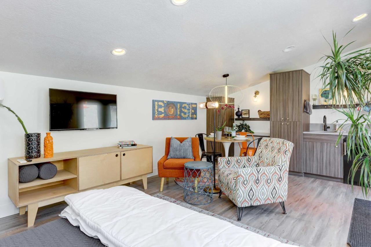 Stylish And Modern Boise Studio With Foothills Views! Εξωτερικό φωτογραφία