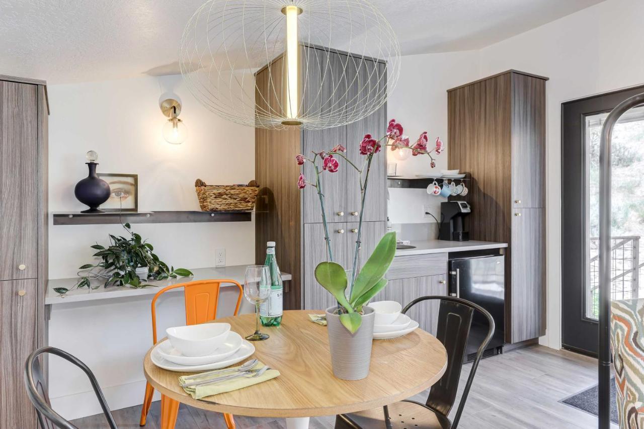 Stylish And Modern Boise Studio With Foothills Views! Εξωτερικό φωτογραφία