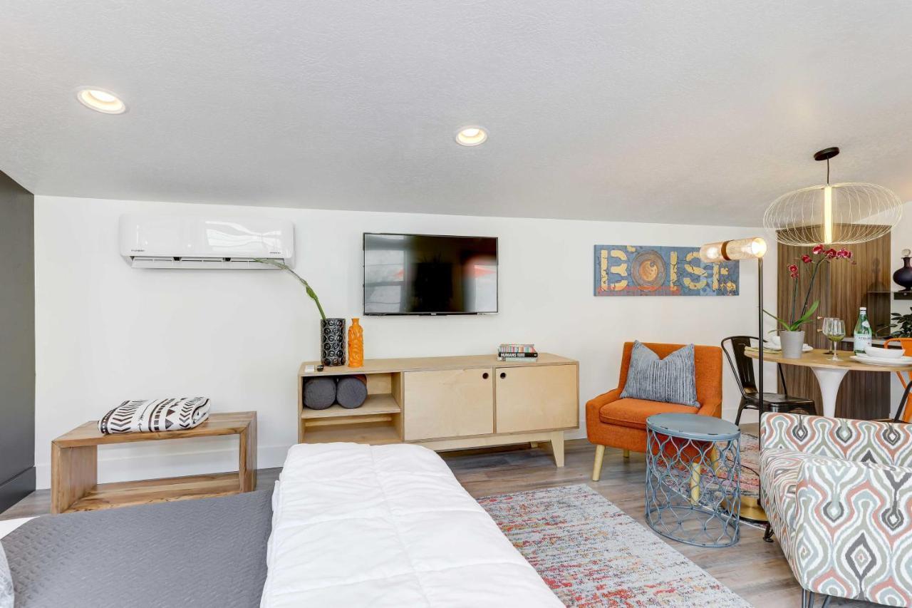 Stylish And Modern Boise Studio With Foothills Views! Εξωτερικό φωτογραφία