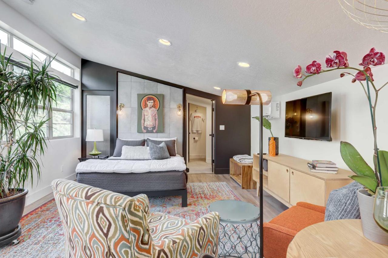 Stylish And Modern Boise Studio With Foothills Views! Εξωτερικό φωτογραφία